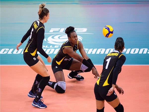 <br />
<b>Notice</b>:  Undefined property: Portfolio::$titulo in <b>/home/uberpiso/webapps/ROOT/app/cache/_home_uberpiso_webapps_root_app_views_index_index.volt.php</b> on line <b>246</b><br />
